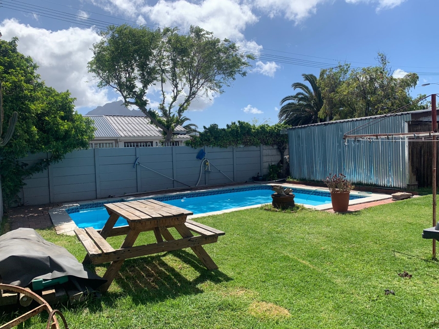 3 Bedroom Property for Sale in Lansdowne Western Cape